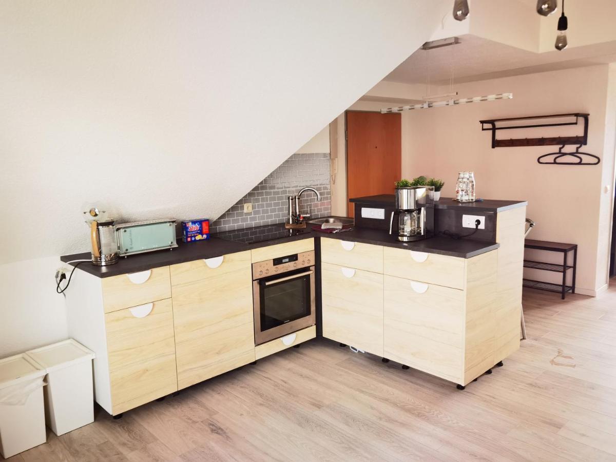 Grosses Offenes Loft Oder Kleine Gemuetliche Wohnung Mit Balkon 볼미르스테트 외부 사진