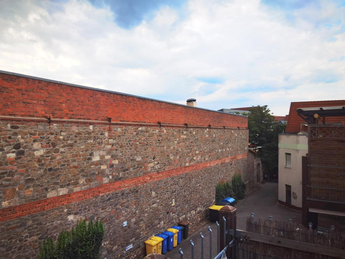 Grosses Offenes Loft Oder Kleine Gemuetliche Wohnung Mit Balkon 볼미르스테트 외부 사진